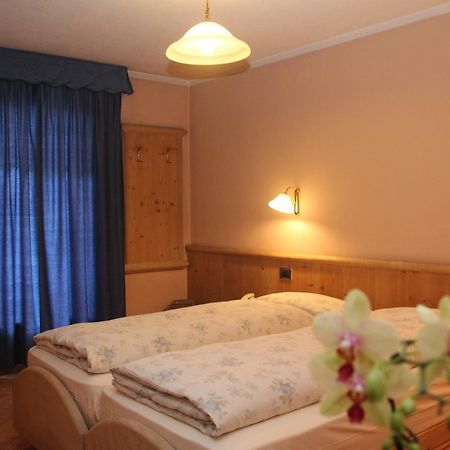 ליביניו Albergo Caravasc מראה חיצוני תמונה